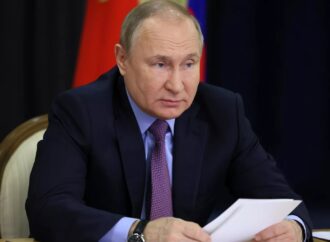 Putin: el tope del precio al petróleo ruso se corresponde a los precios actuales y no nos afecta