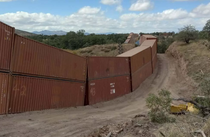 El muro fronterizo con México mete en una riña a Washington y el Gobierno de Arizona