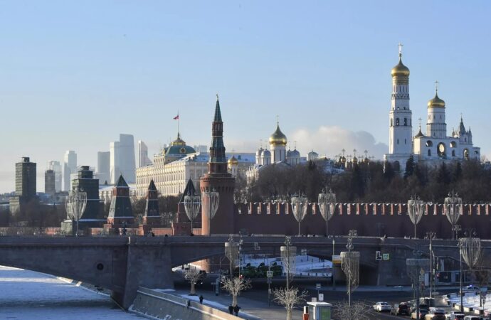 El Kremlin: EEUU y la OTAN se implican indirectamente en el conflicto de Ucrania