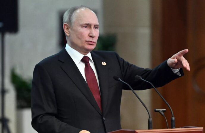 Putin afirma que los resultados económicos de Rusia en 2022 superan muchas previsiones