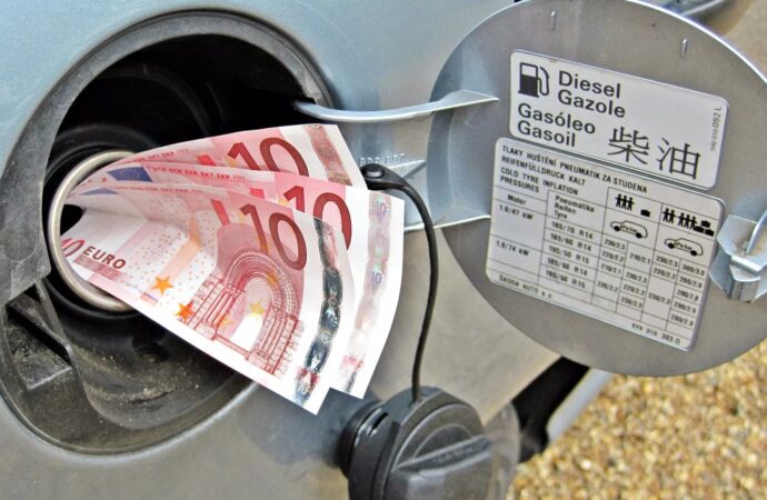 Es posible que la reducción de los precios al gas en Europa “no ocurra antes de 2026”