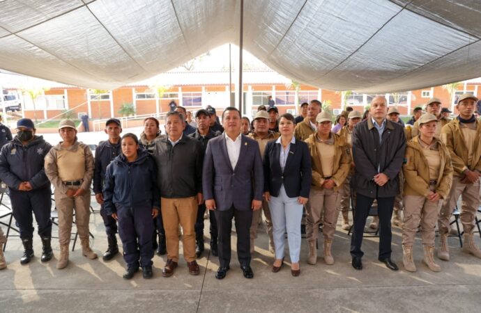<strong>Carlos Torres Piña ratifica el respaldo total del Gobierno de Michoacán a las Kuarichas</strong>