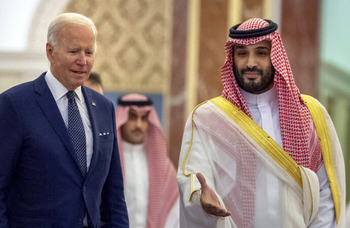 <strong>WP: EE.UU. abandona su retórica de castigar a Arabia Saudita por el recorte en la producción de petróleo</strong>