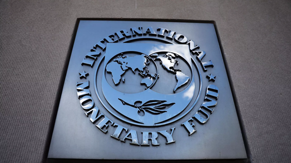<strong>El FMI advierte un impacto negativo a la economía mundial por repunte de casos de COVID-19 en China</strong>