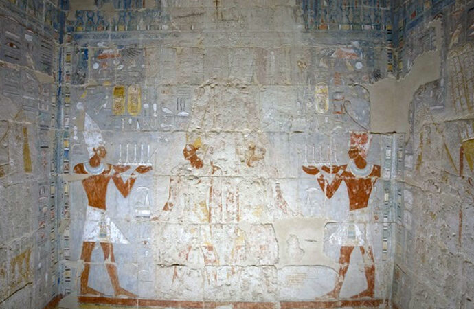 <strong>Egipto muestra al mundo el interior de dos cámaras de más de 3.400 años de un templo en el Nilo</strong>