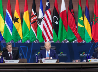 <strong>¿Por qué la administración Biden realiza cada vez más visitas a África?</strong>