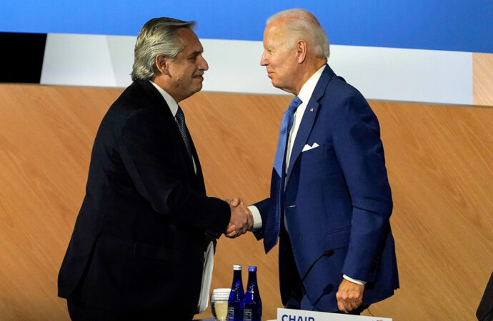 <strong>Alberto Fernández se reunirá con Biden en busca de apoyo para flexibilizar el acuerdo con el FMI</strong>