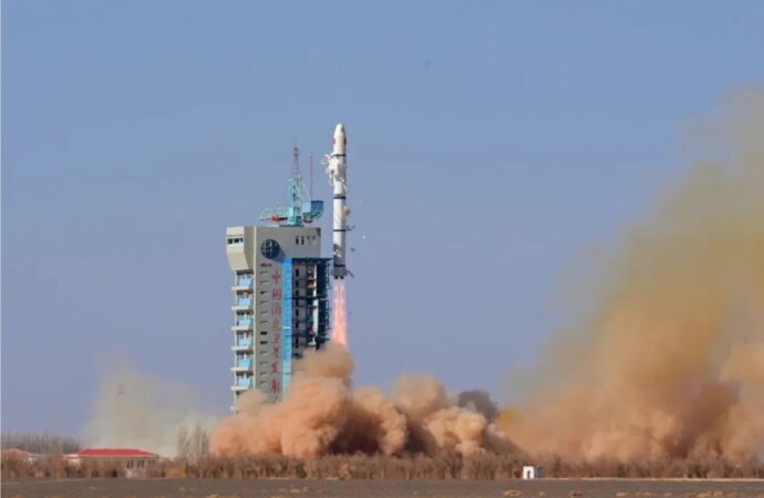 <strong>China lanza con éxito el satélite de teledetección Horus-2</strong>