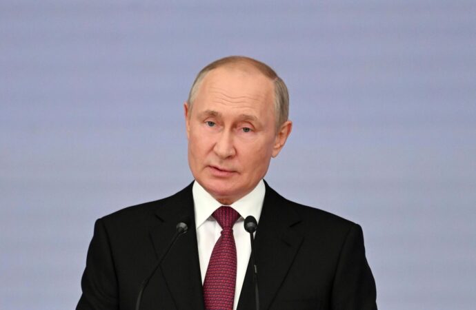 <strong>Putin califica de atentado terrorista el ataque en la región de Briansk que dejó víctimas</strong>