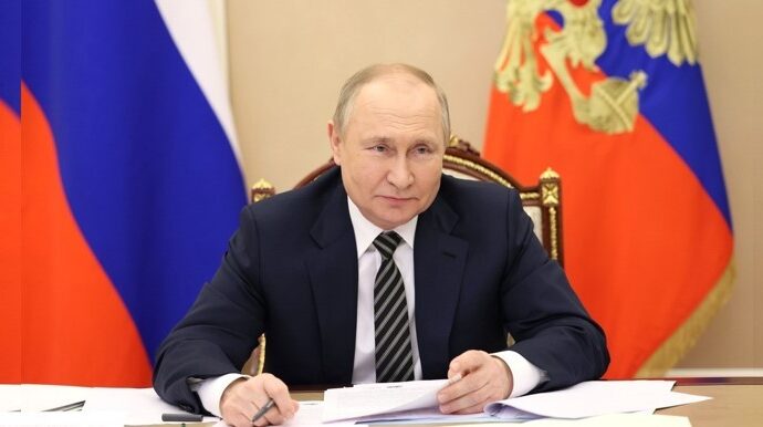 <strong>“Fueron a por lana y salieron trasquilados”: Putin analiza el impacto de las sanciones antirrusas</strong>