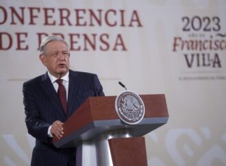 <strong>López Obrador “destapa” por error la posible candidatura opositora de Mauricio Vila a la presidencia</strong>