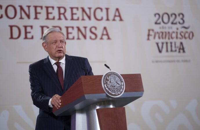 <strong>López Obrador “destapa” por error la posible candidatura opositora de Mauricio Vila a la presidencia</strong>