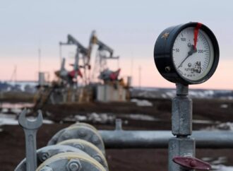 <strong>¿Qué significa la reducción de producción de petróleo de la OPEP+ y por qué es un golpe a EEUU?</strong>