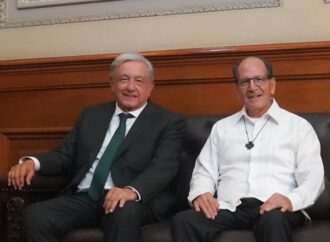 <strong>Presidente se reúne en Palacio Nacional con el padre Solalinde para tratar migración</strong><strong></strong>