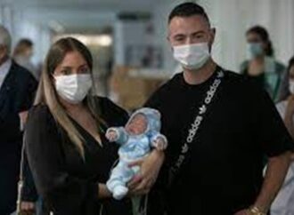 <strong>Nace en España el primer bebé gestado en un útero trasplantado</strong>