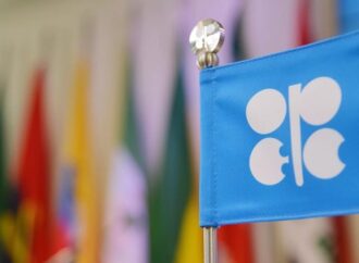 <strong>La OPEP cumplió el pacto petrolero al 252% en mayo</strong>