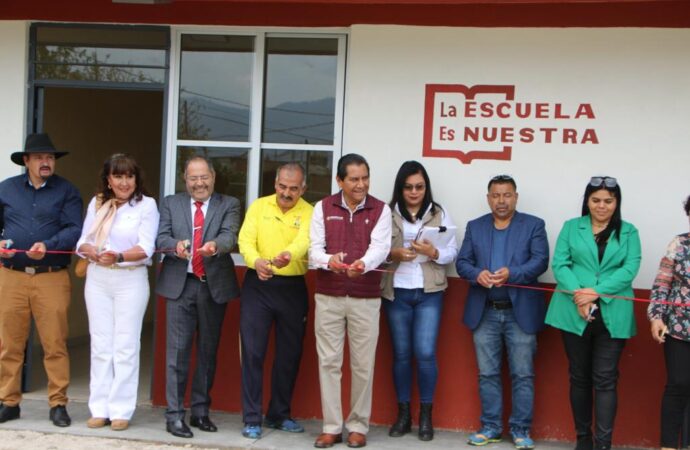 <strong>Estamos comprometidos con la educación de los niños y las niñas del municipio: José Luis Téllez Marín.</strong>