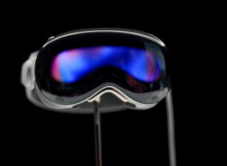 <strong>Reportan que Apple recorta la producción de sus nuevas gafas de realidad mixta Vision Pro</strong>