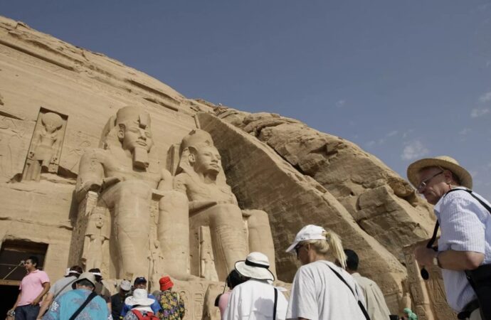 <strong>Suiza devuelve a Egipto un fragmento de una estatua del faraón Ramsés II</strong>